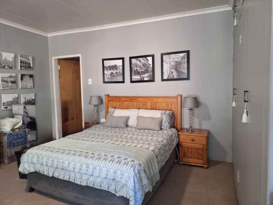 4 Bedroom Property for Sale in Vrede Free State